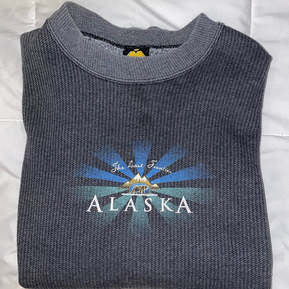 ALASKA Sweatshirt 
•Grey hoodie 
•Size L/Xl
•Price $20